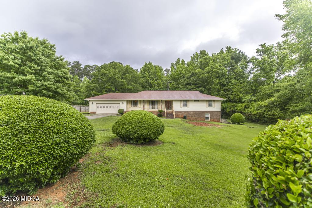 411 Hickory Lane