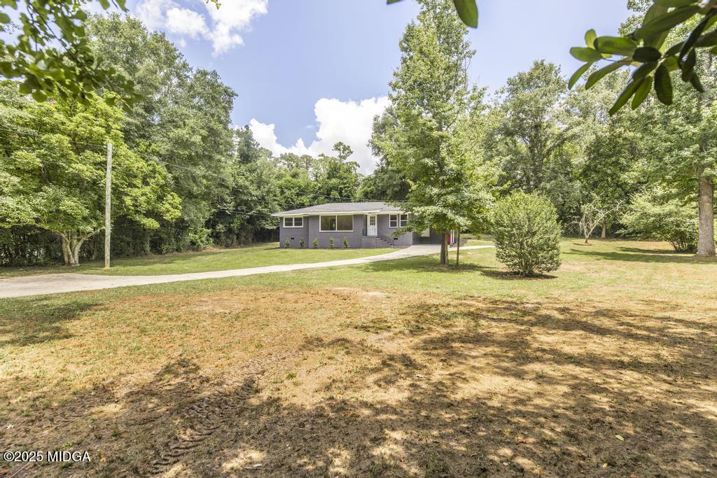 880 Winchester Circle