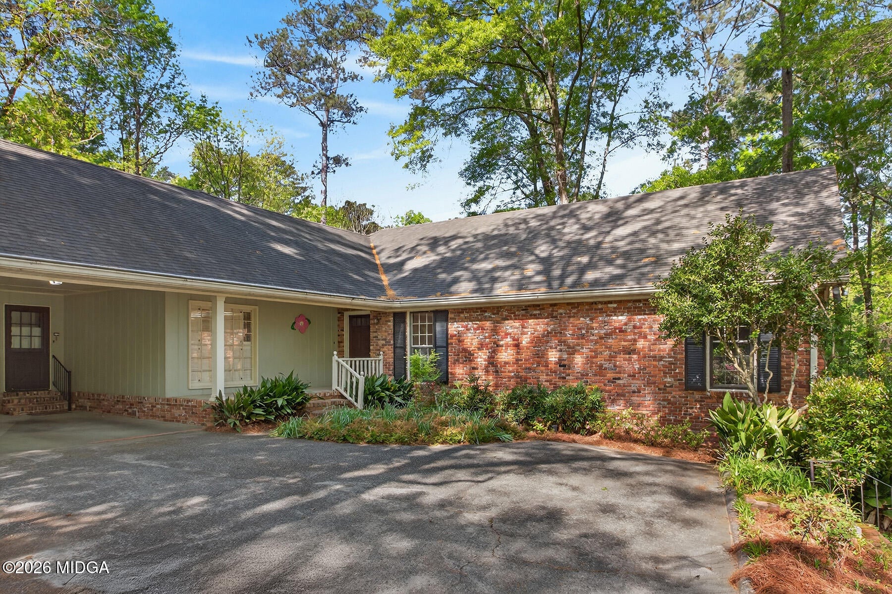 4845 Guerry Drive