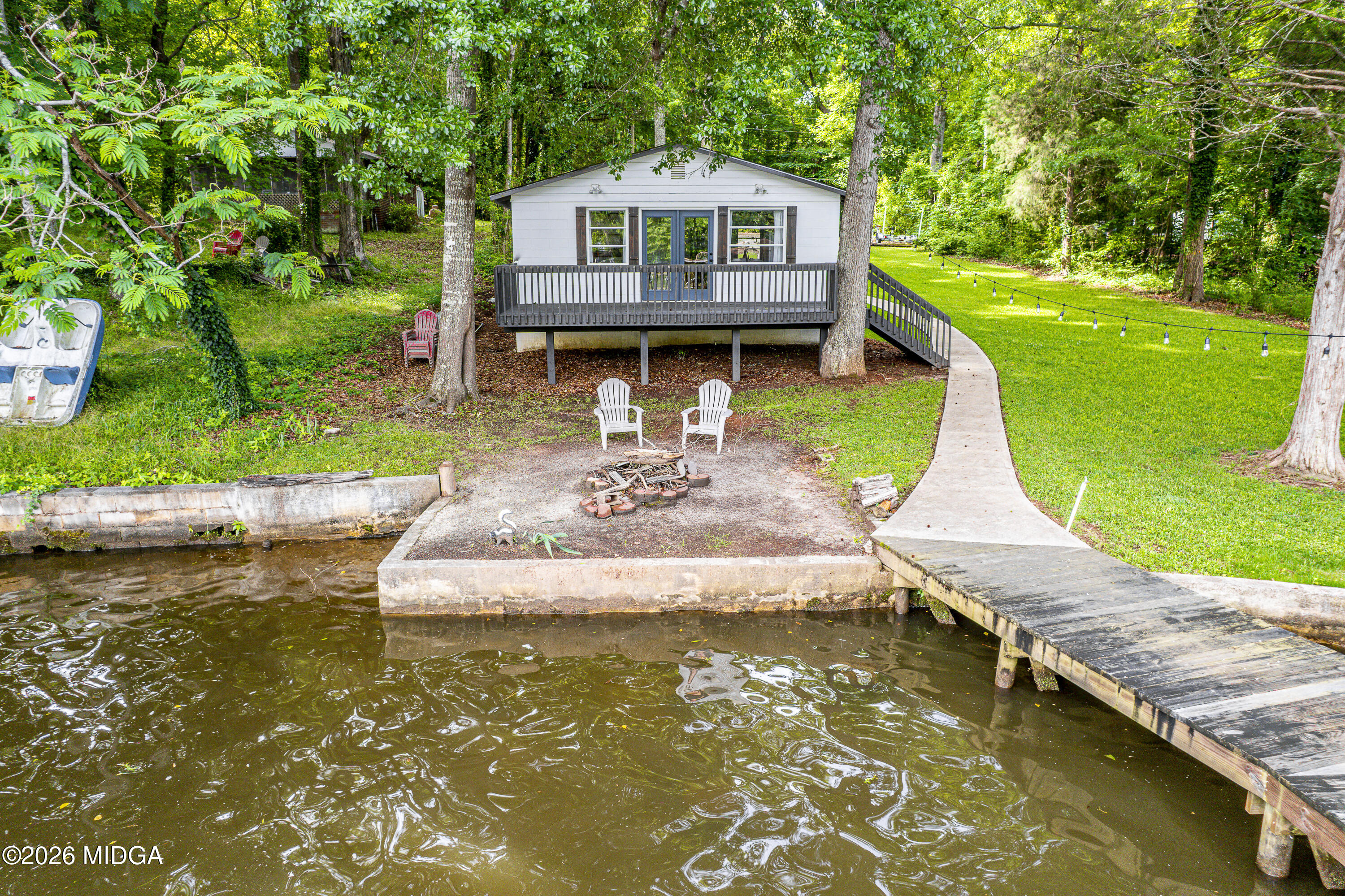 178 Riverview Road SW