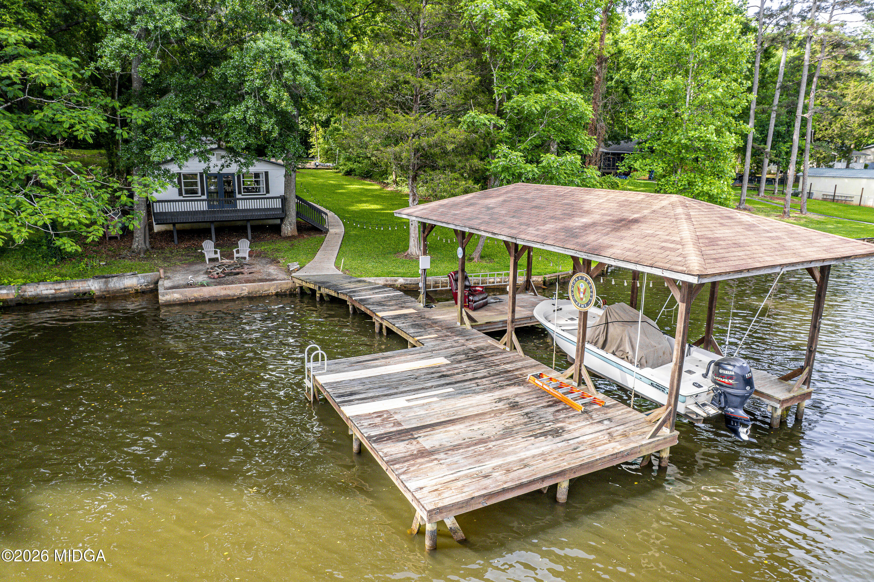 178 Riverview Road SW