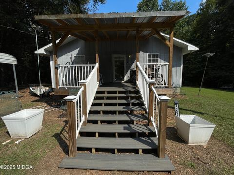 5301 Geneva Highway Talbotton GA 31827