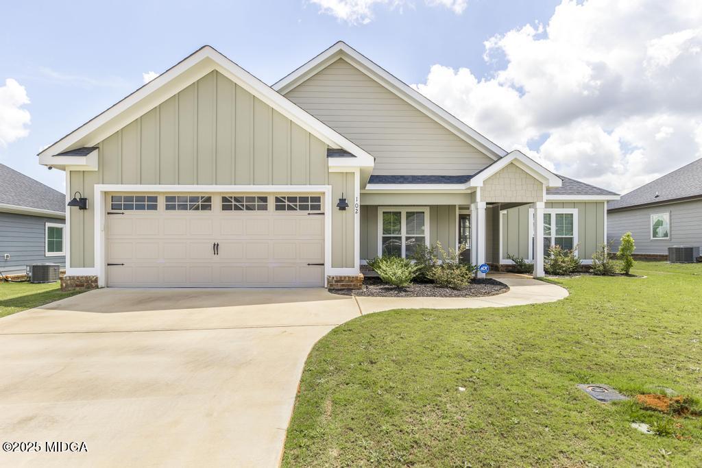 102 Sugar Creek Trail