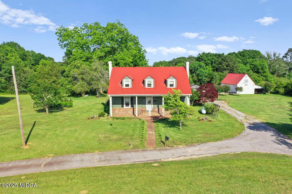 3940 Highway 18
