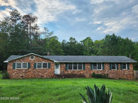 524 Old Macon Road Gray GA 31032