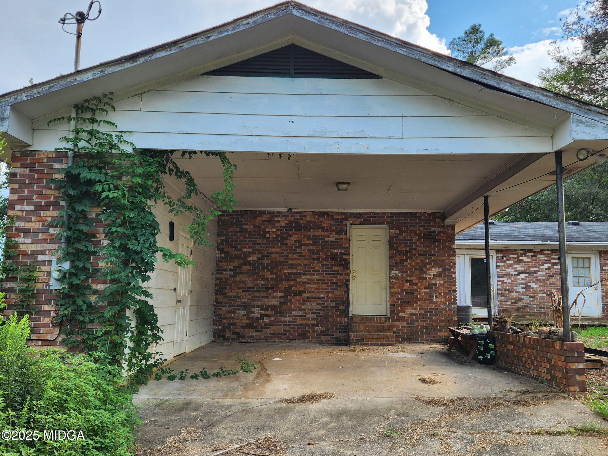 524 Old Macon Road