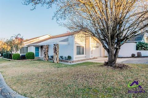 200 Atrium Court Warner Robins GA 31088