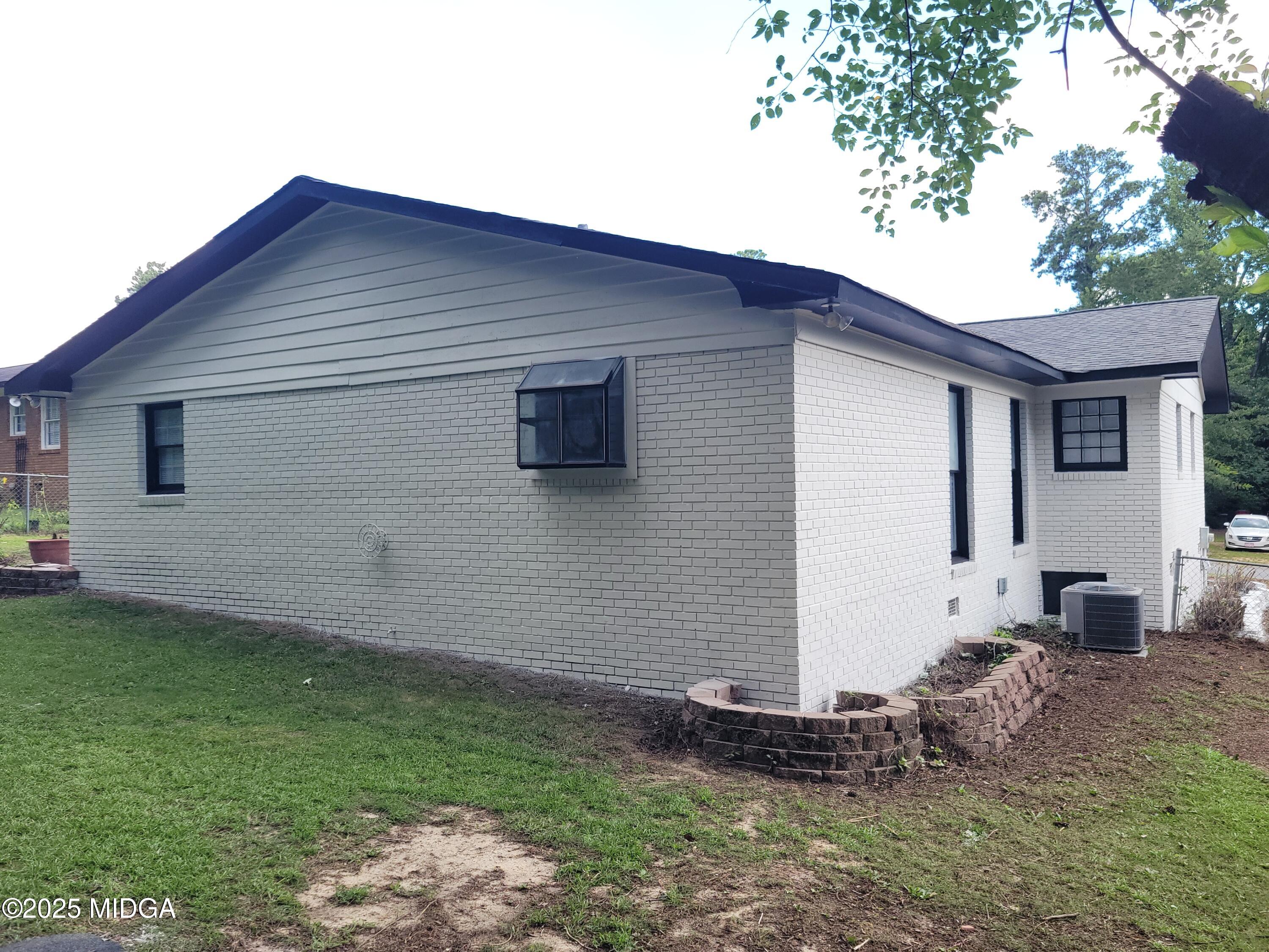 3579 Kingsview Drive
