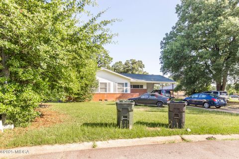 109 Delaware Avenue Warner Robins GA 31093