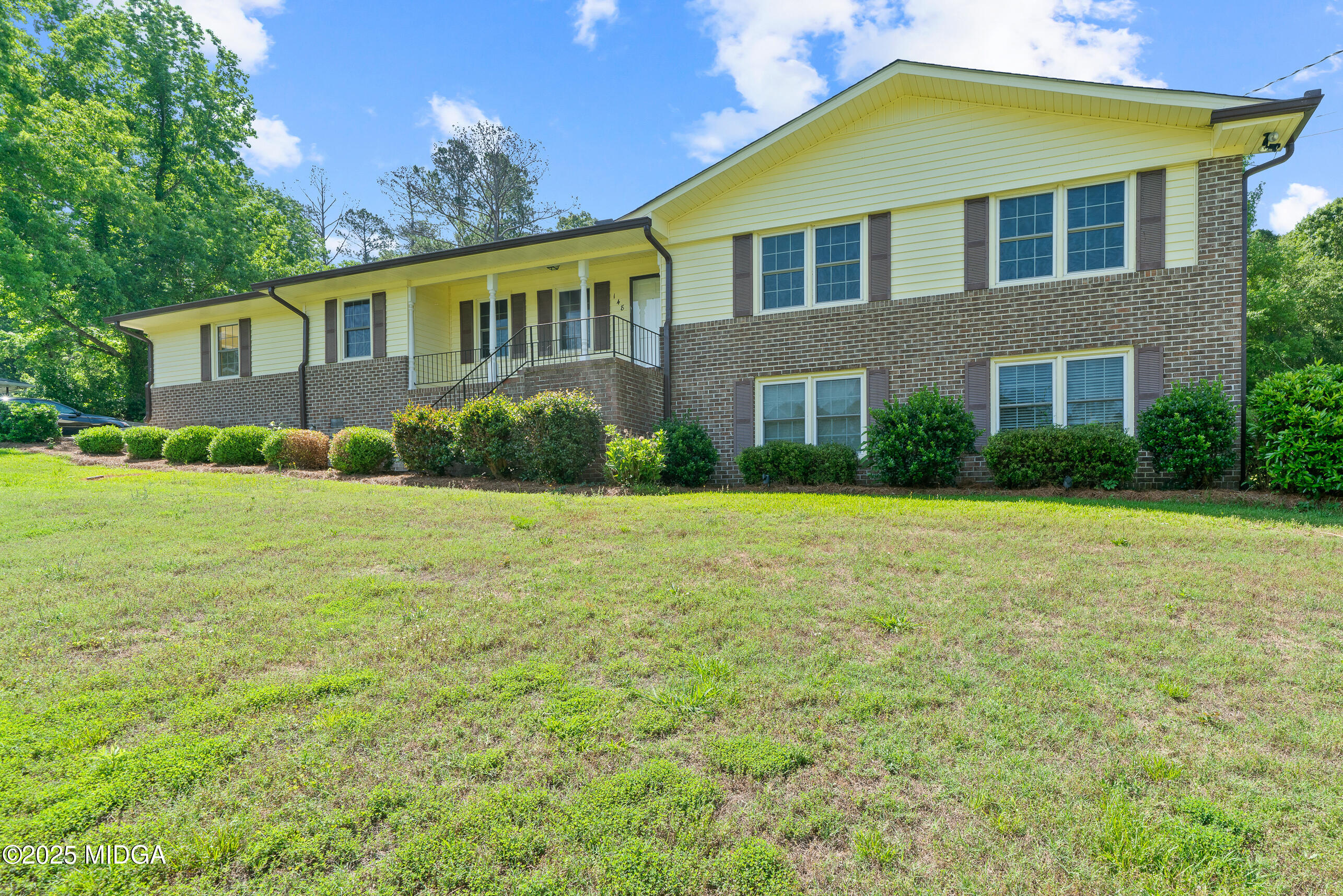 148 Crestwood Drive