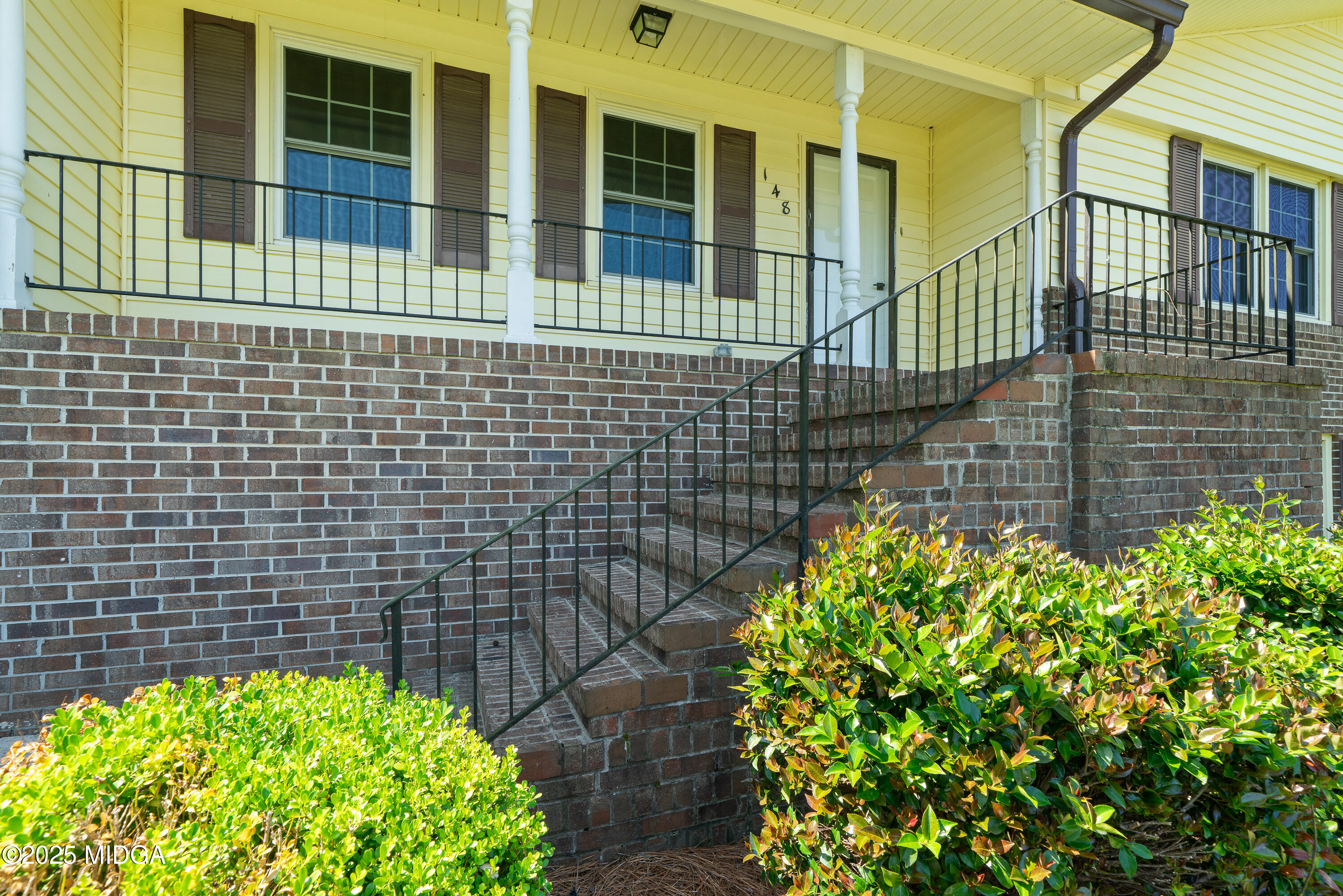 148 Crestwood Drive