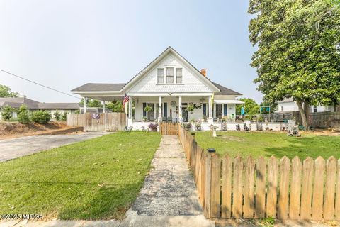 5321 Oak Street Eastman GA 31023