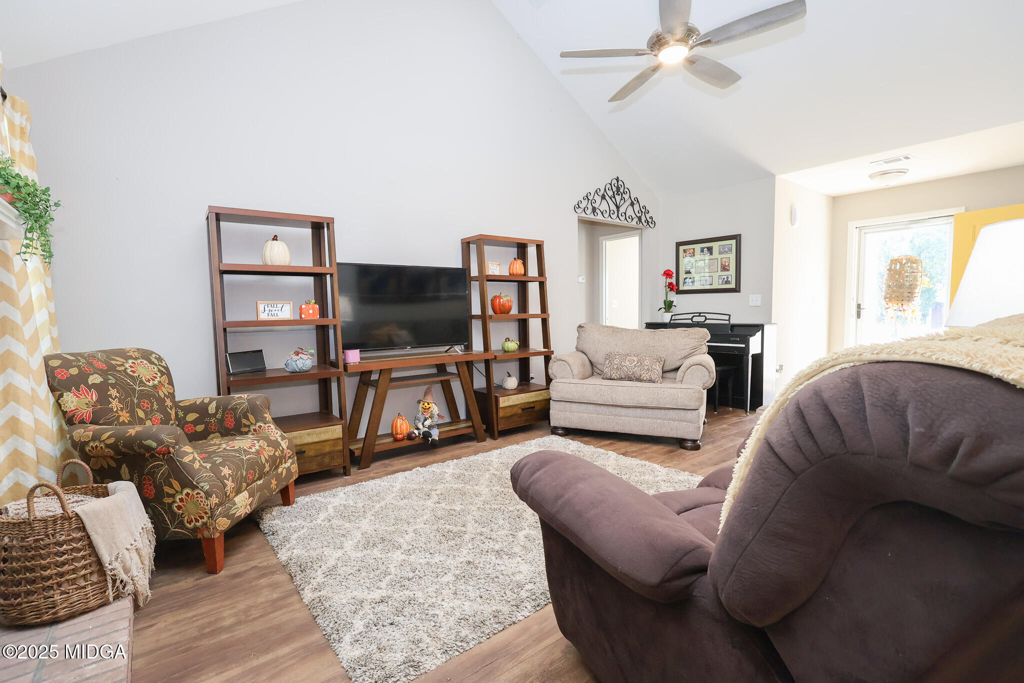 739 Gateway Drive