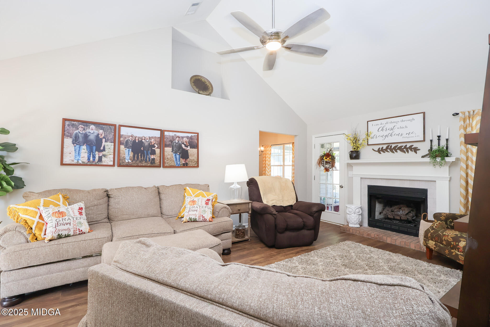 739 Gateway Drive