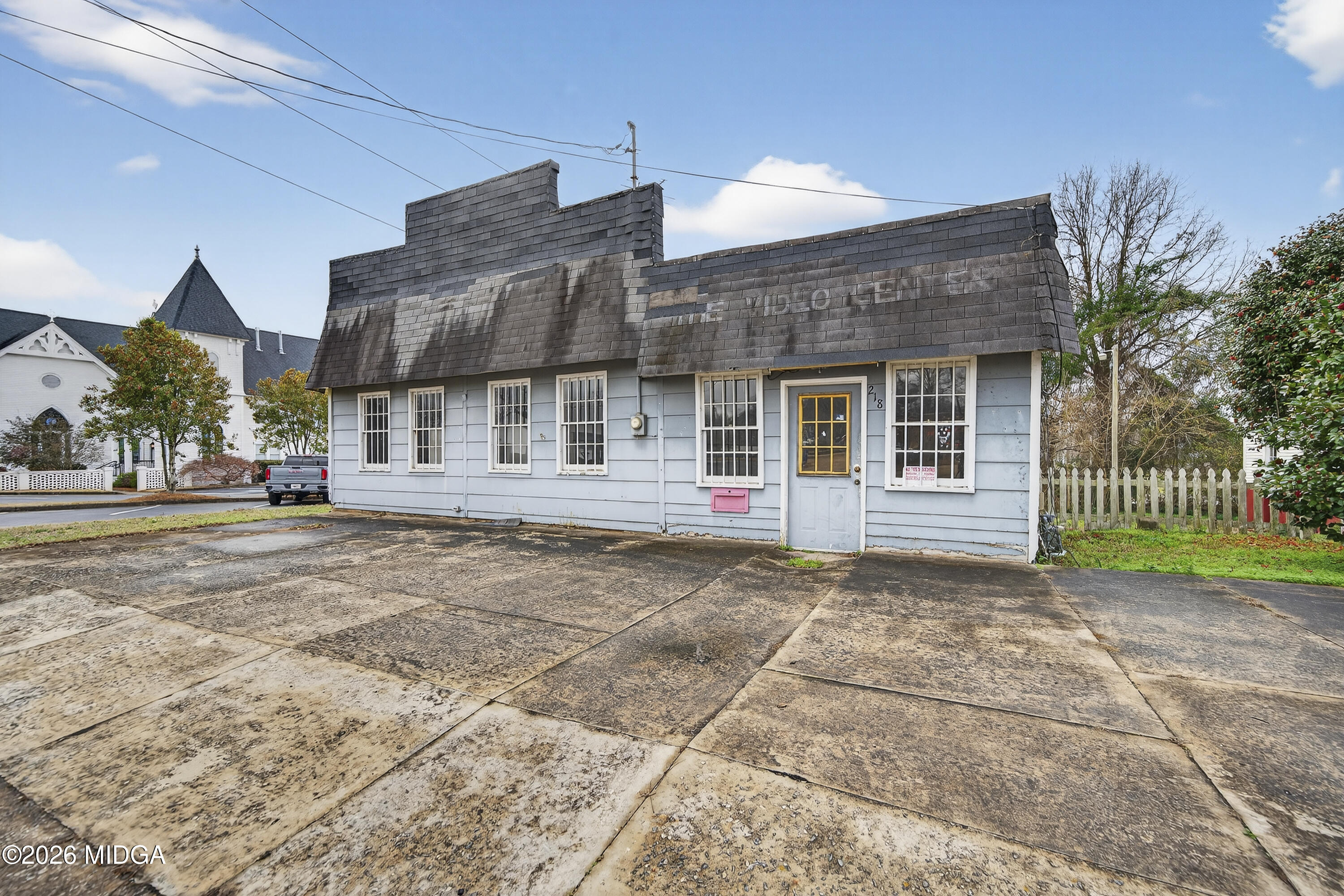 218 E Washington Street