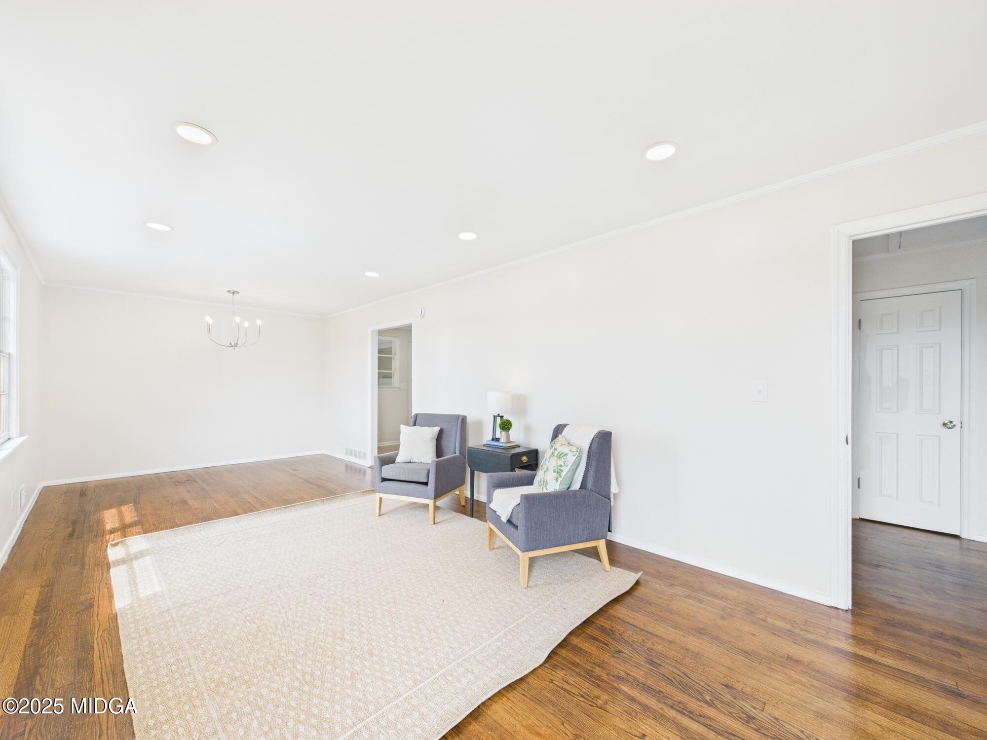 3533 Greenbriar Road