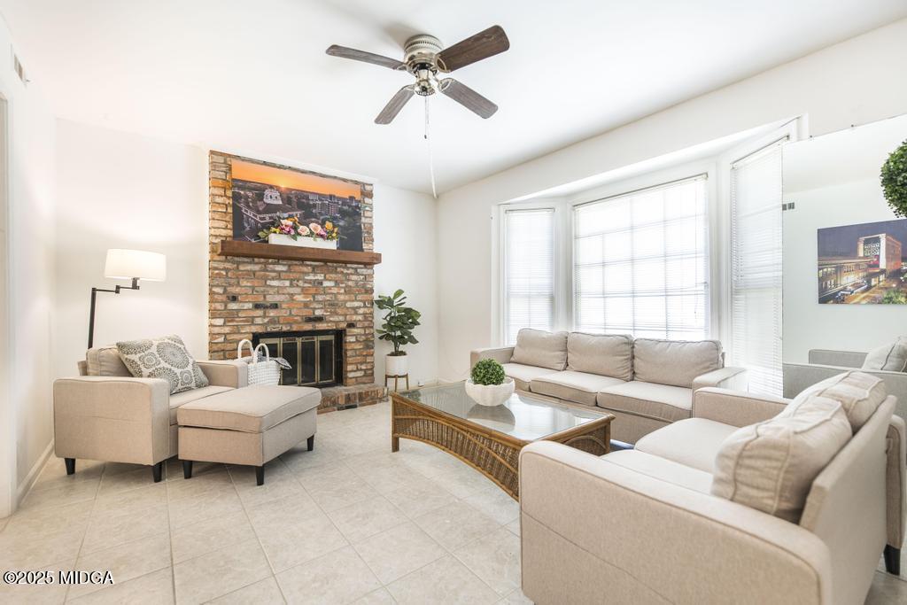 5105 Nisbet Drive