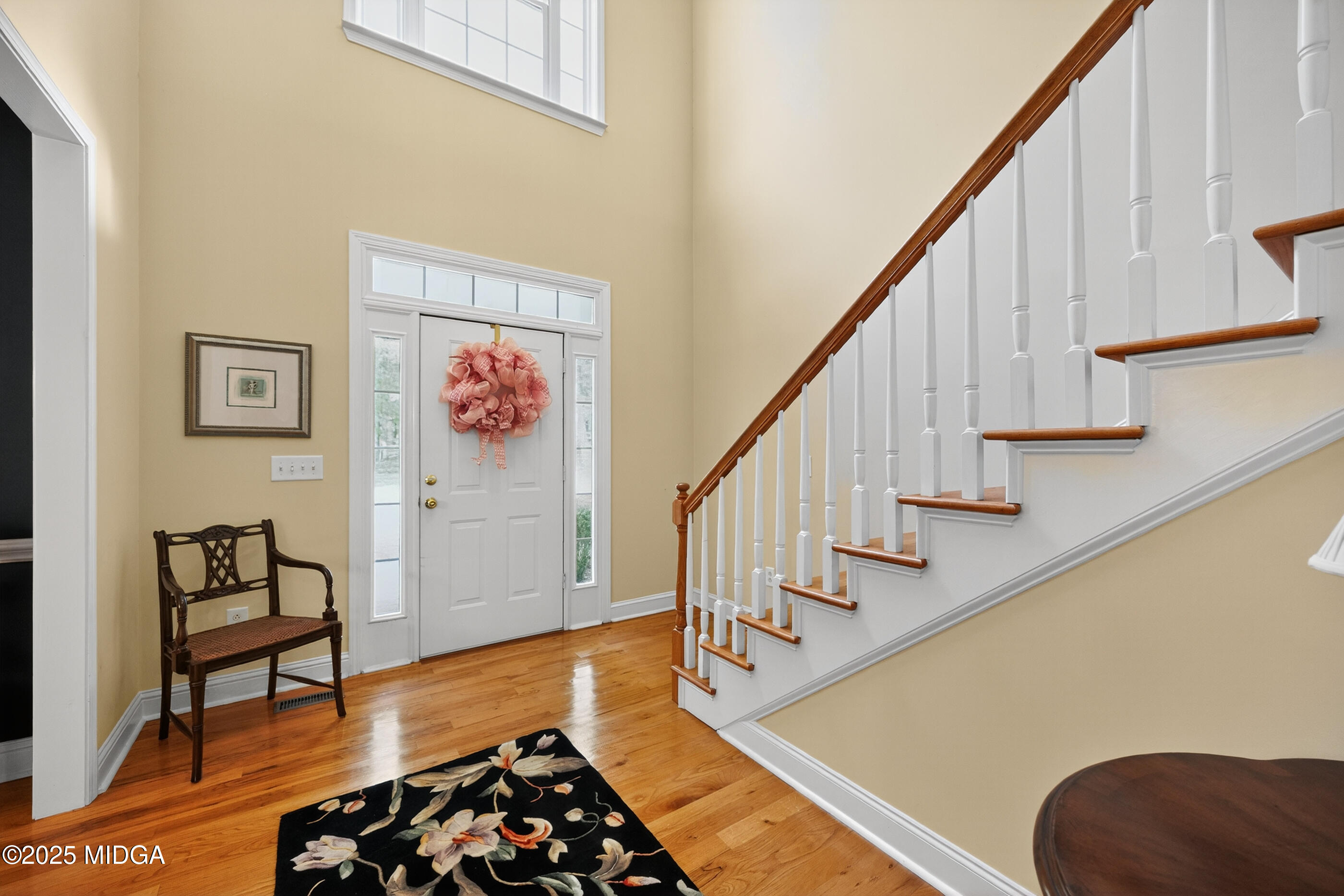 906 Huntcliffe Drive