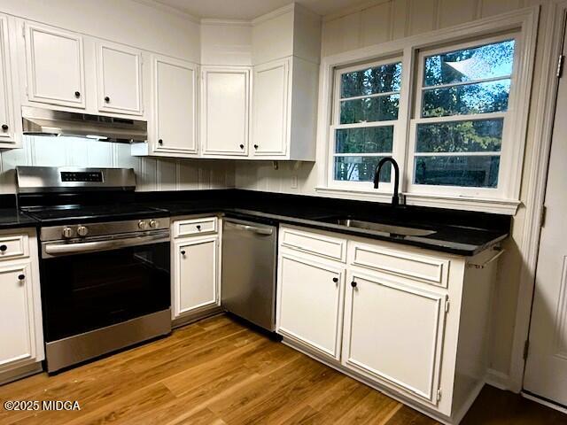 2945 Crestline Drive