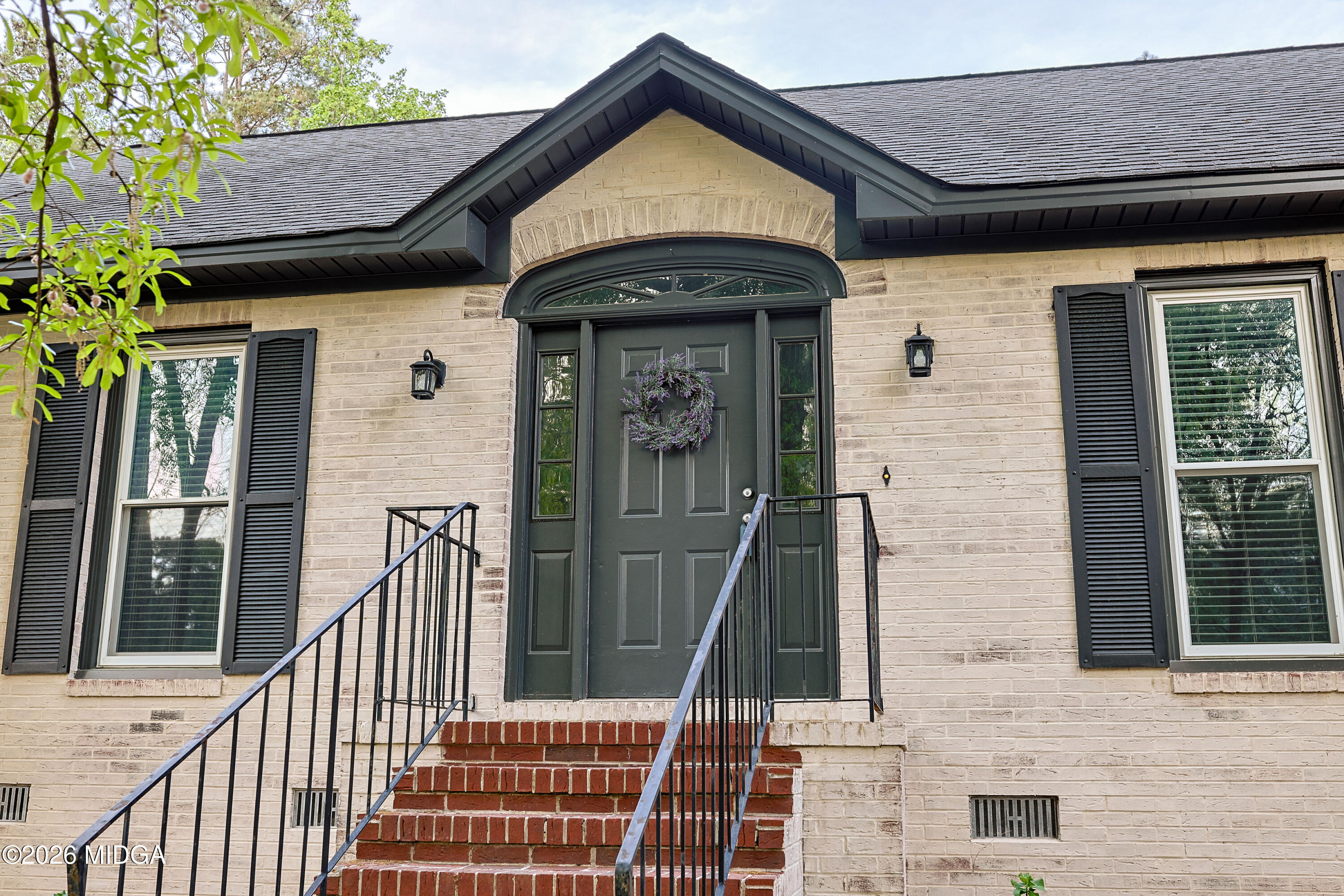 104 Saint Thomas Place