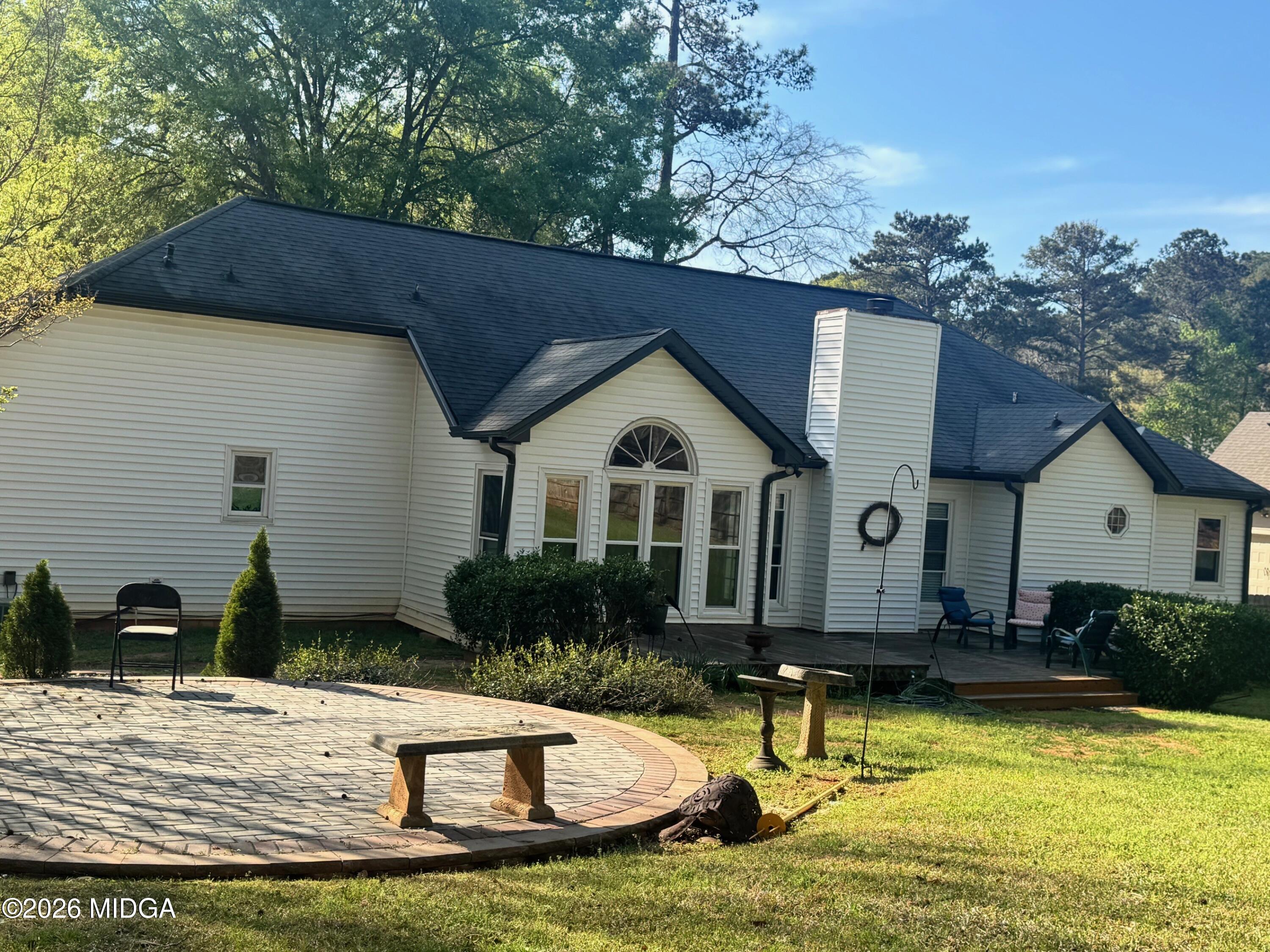 104 Saint Thomas Place