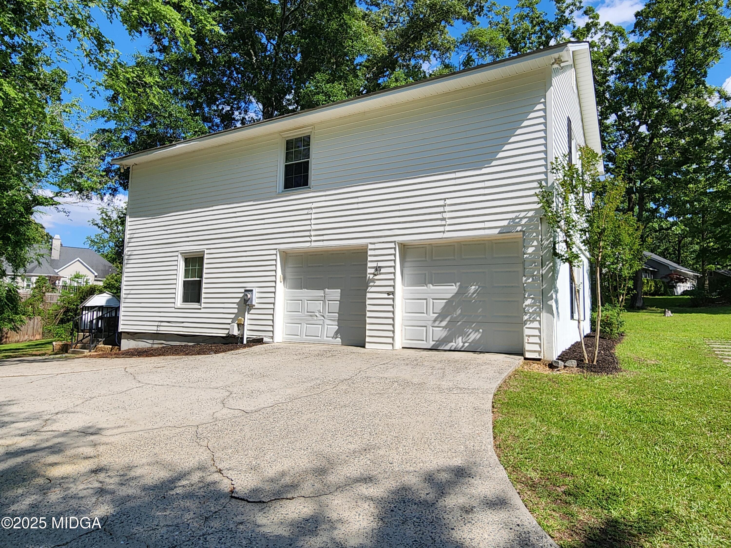 1720 Kays Court