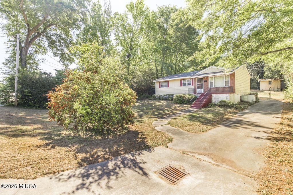 1464 Canterbury Road