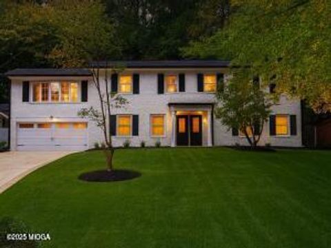 1740 Chiilderlee Lane NE Atlanta GA 30329