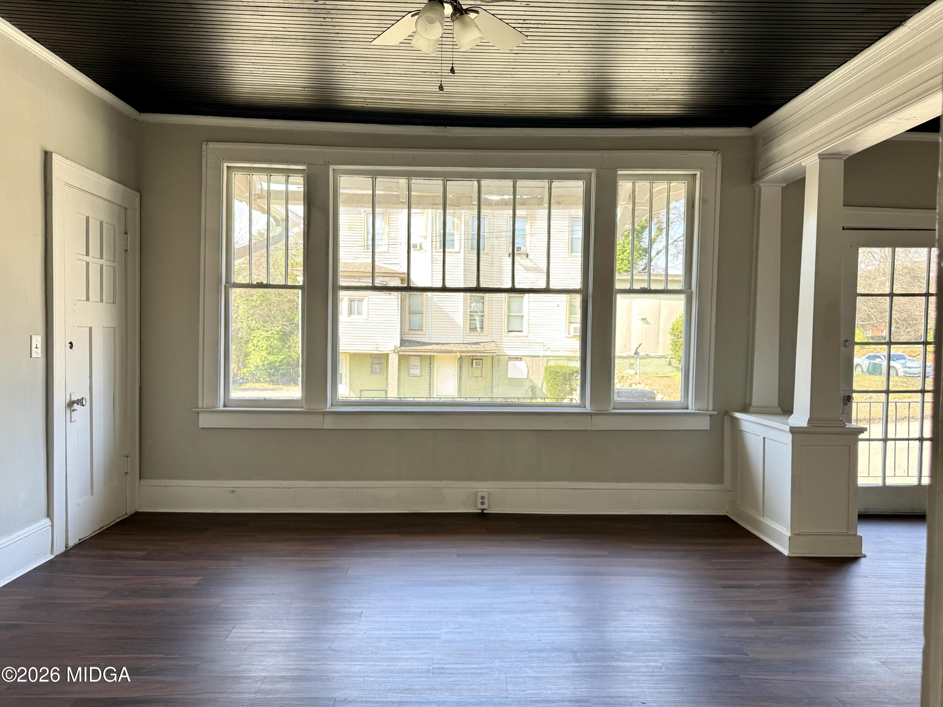 2694 Cherokee Avenue