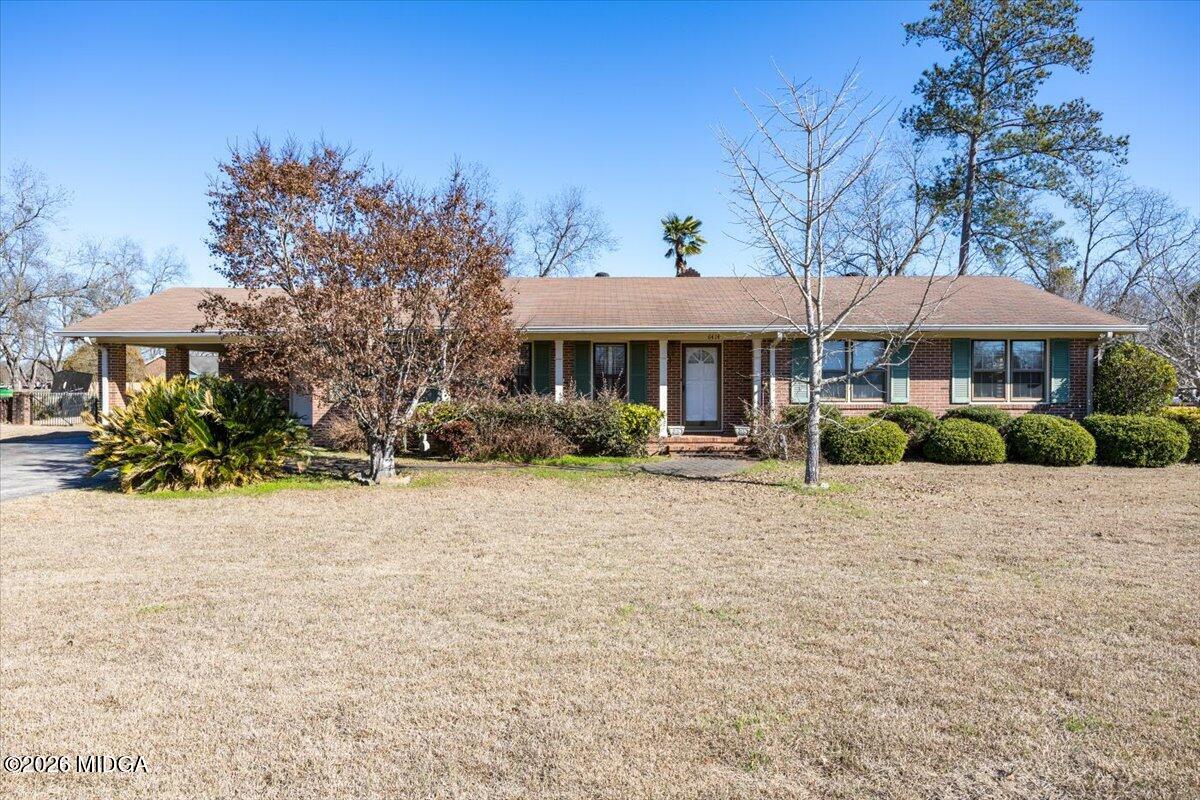 6414 Ponderosa Drive