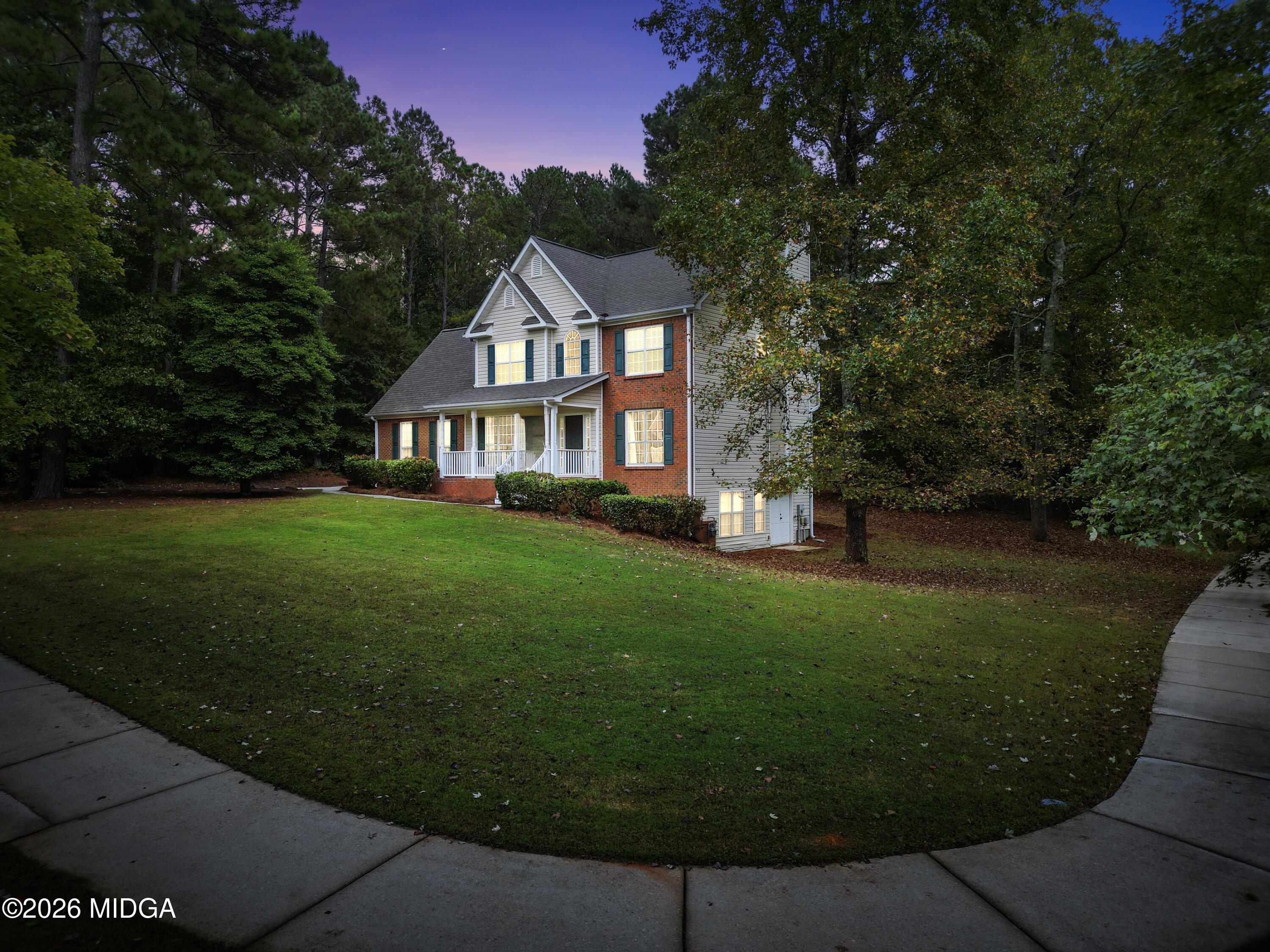 1100 River Green Court