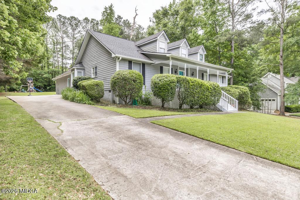 202 Rivoli Oaks Drive
