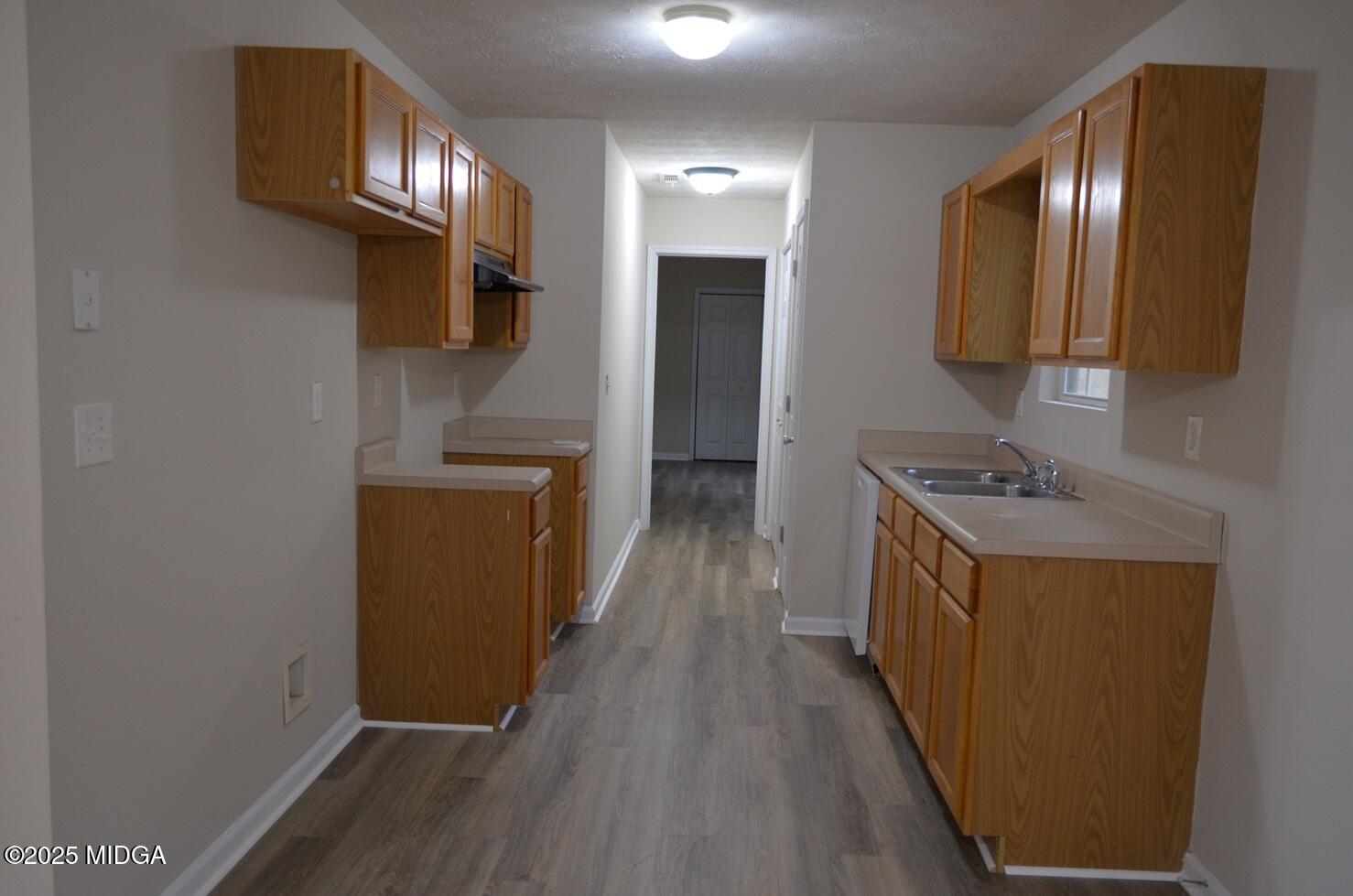 4562 Pine Valley Drive