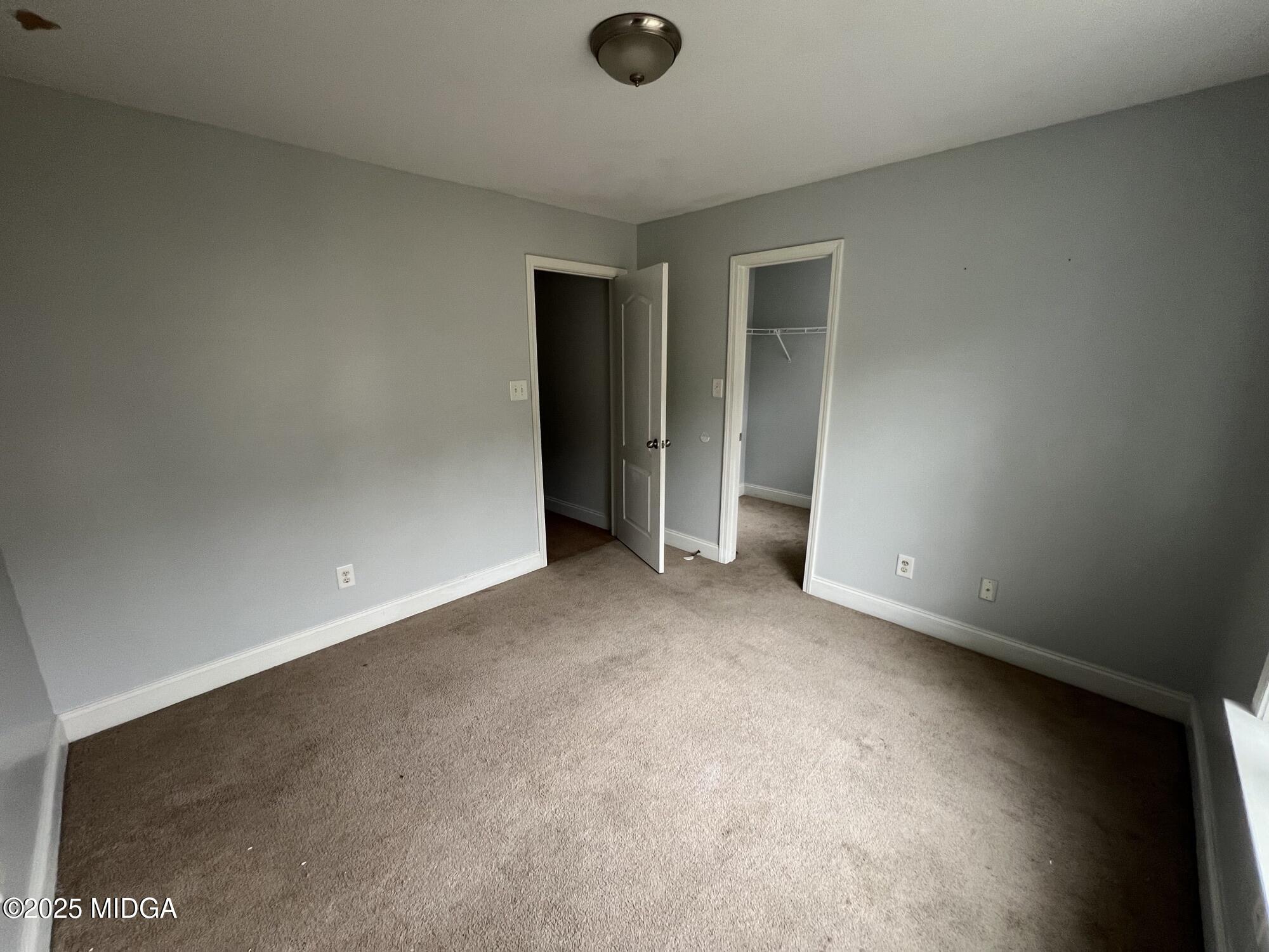 219 W Spring Drive
