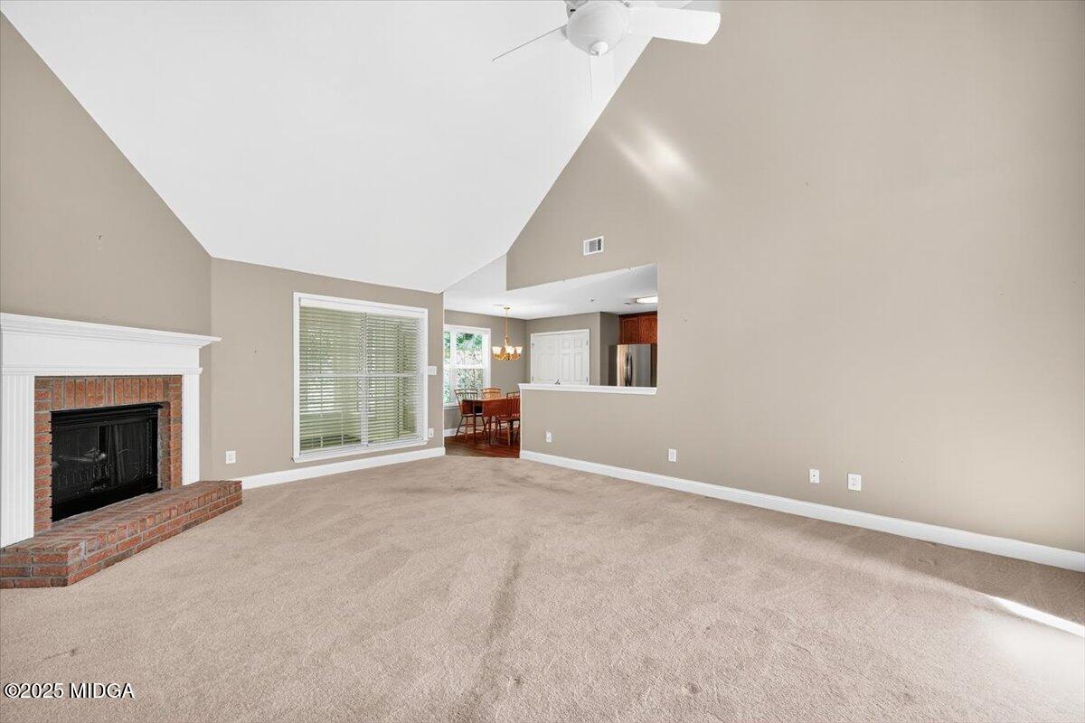 453 Simsbury Ridge
