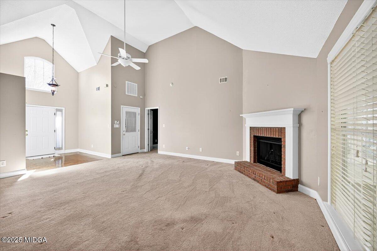 453 Simsbury Ridge