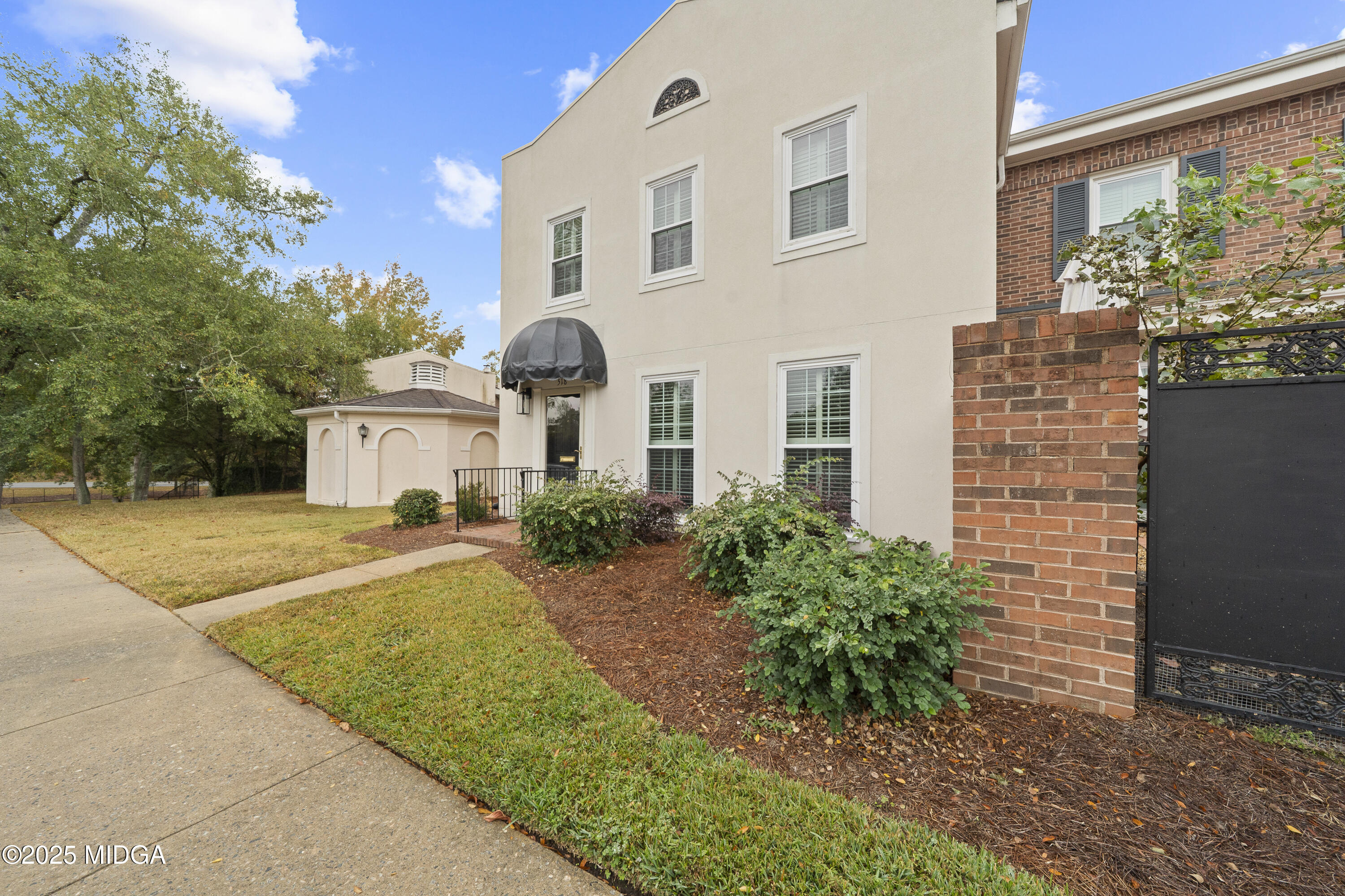 518 High Point North Road