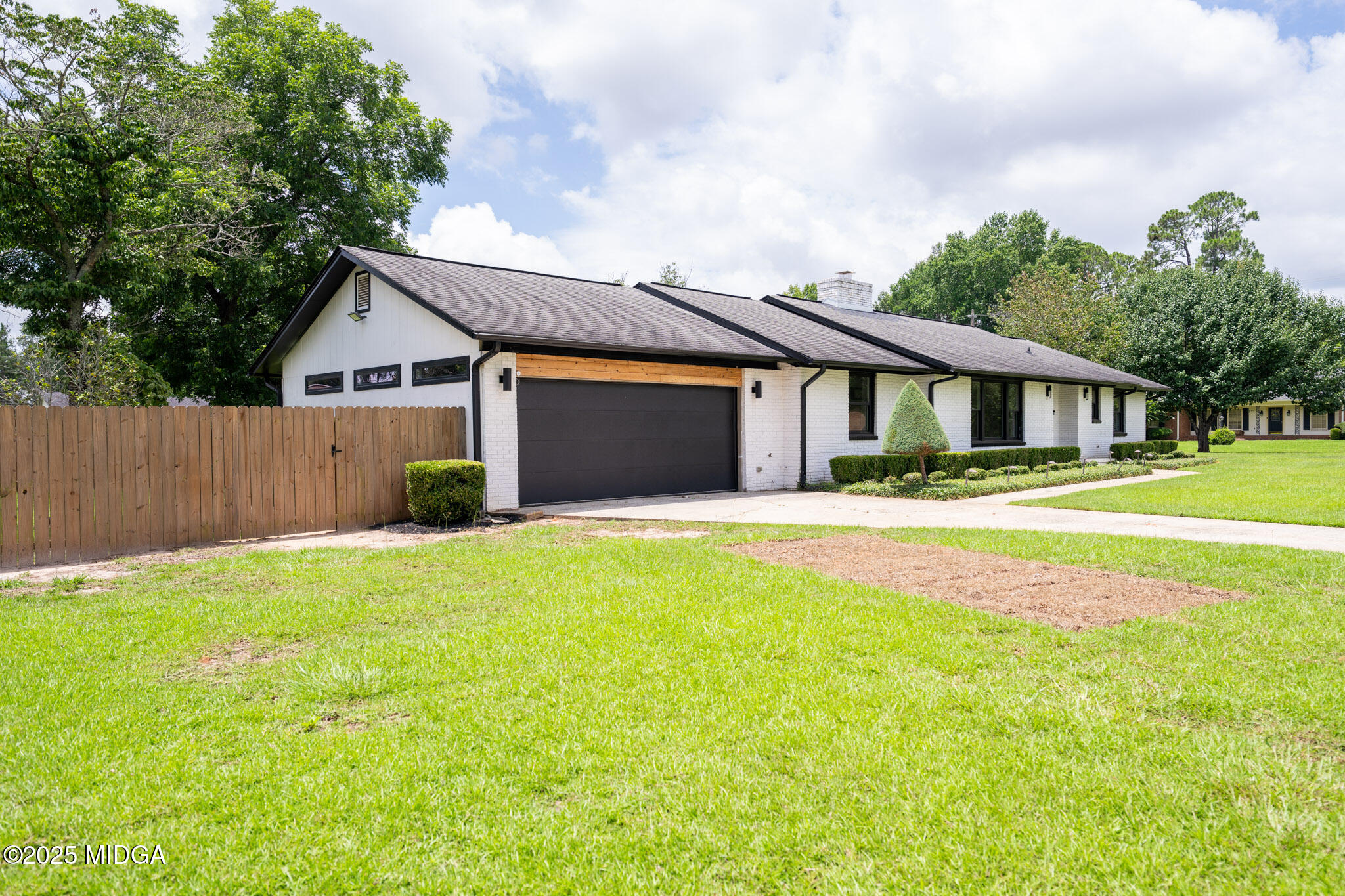1202 Fairway Drive