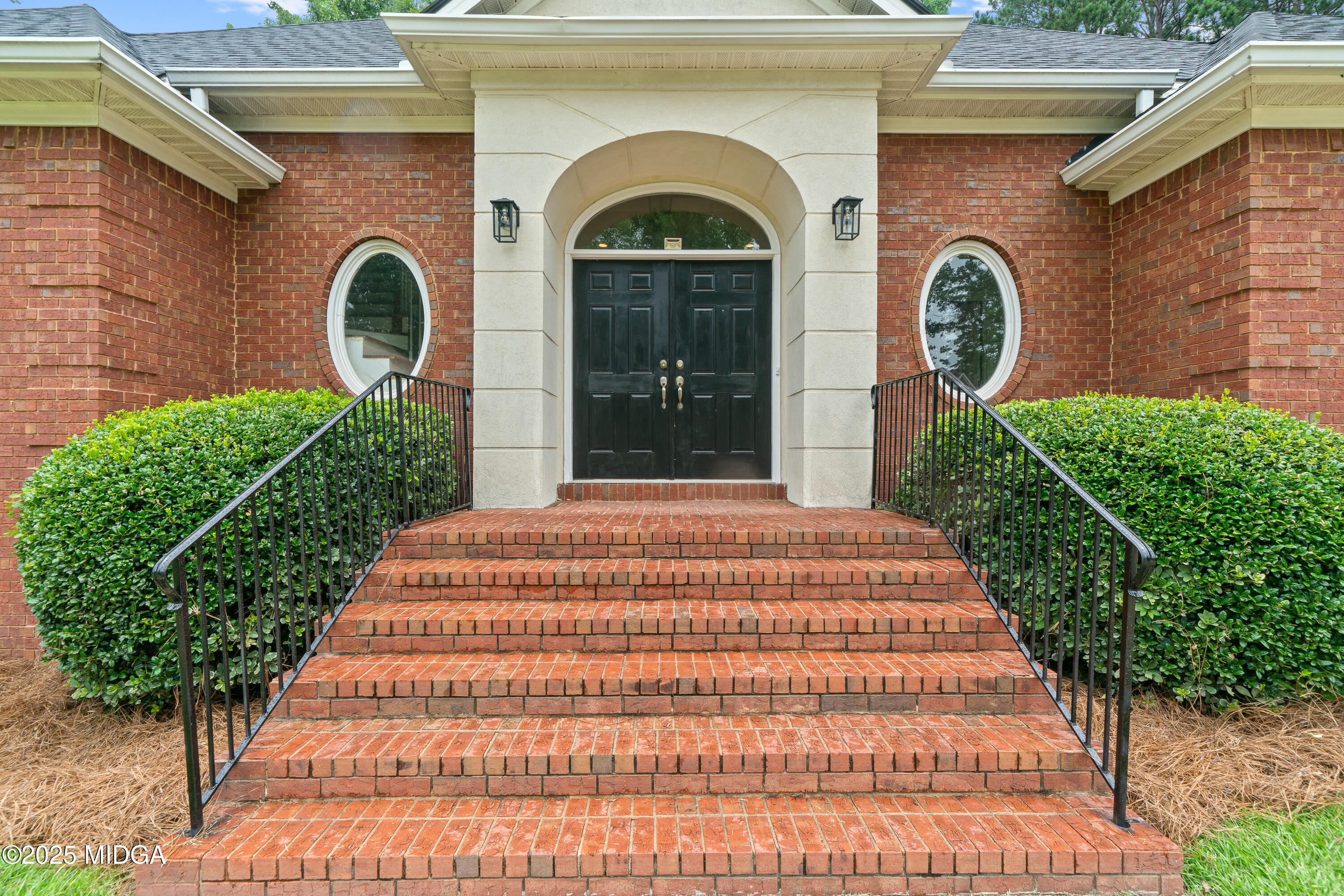100 S Haven Court