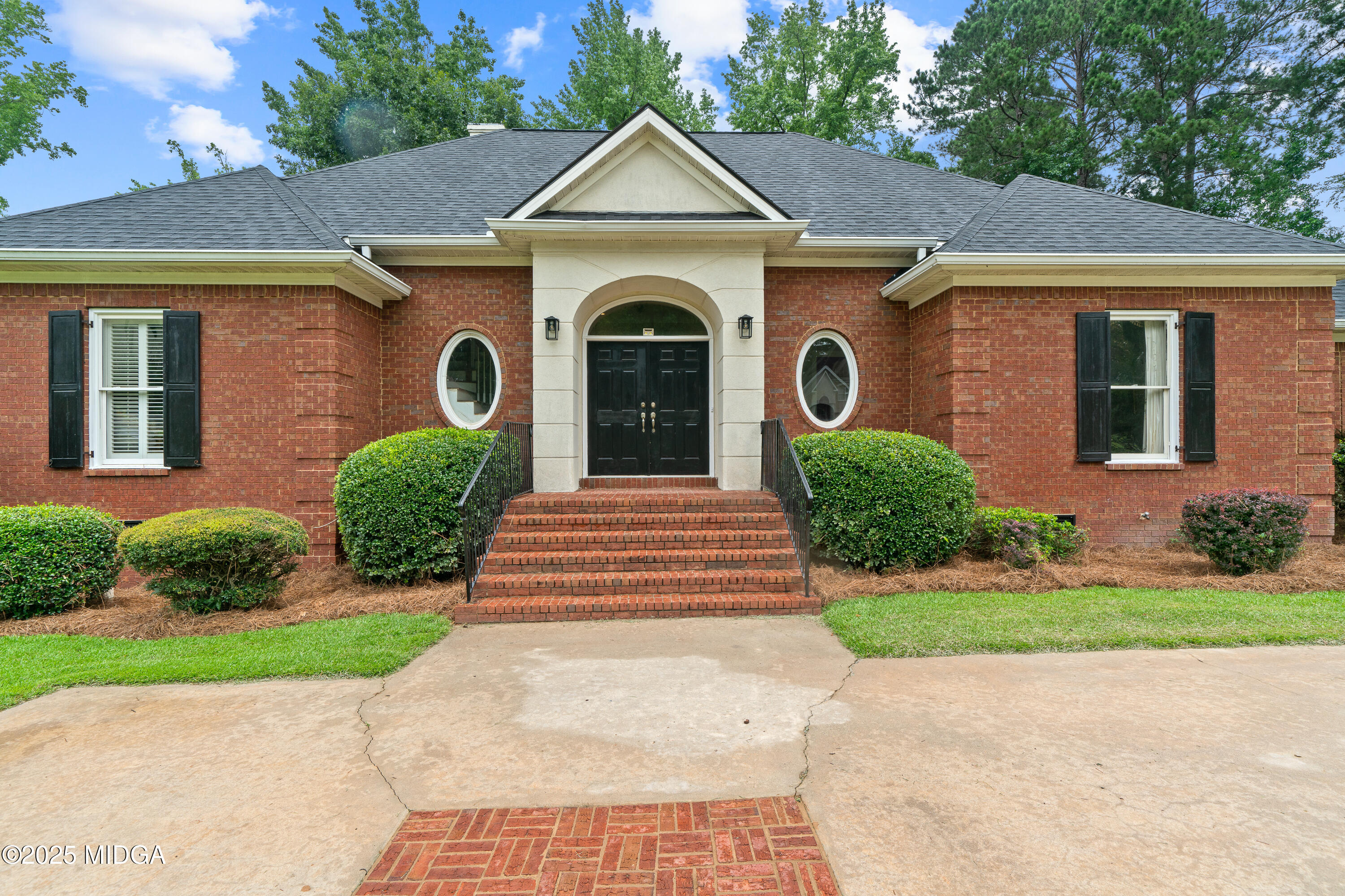 100 S Haven Court