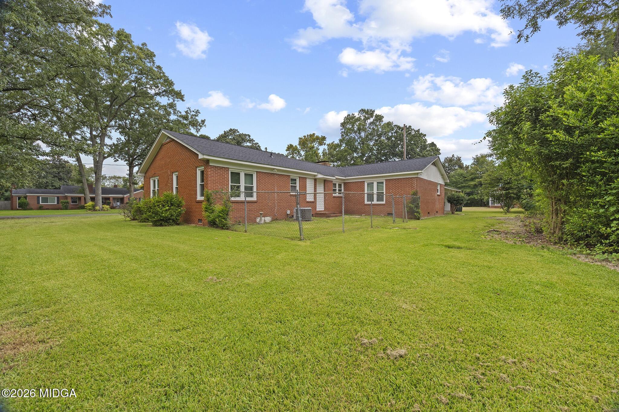 402 Westview Drive