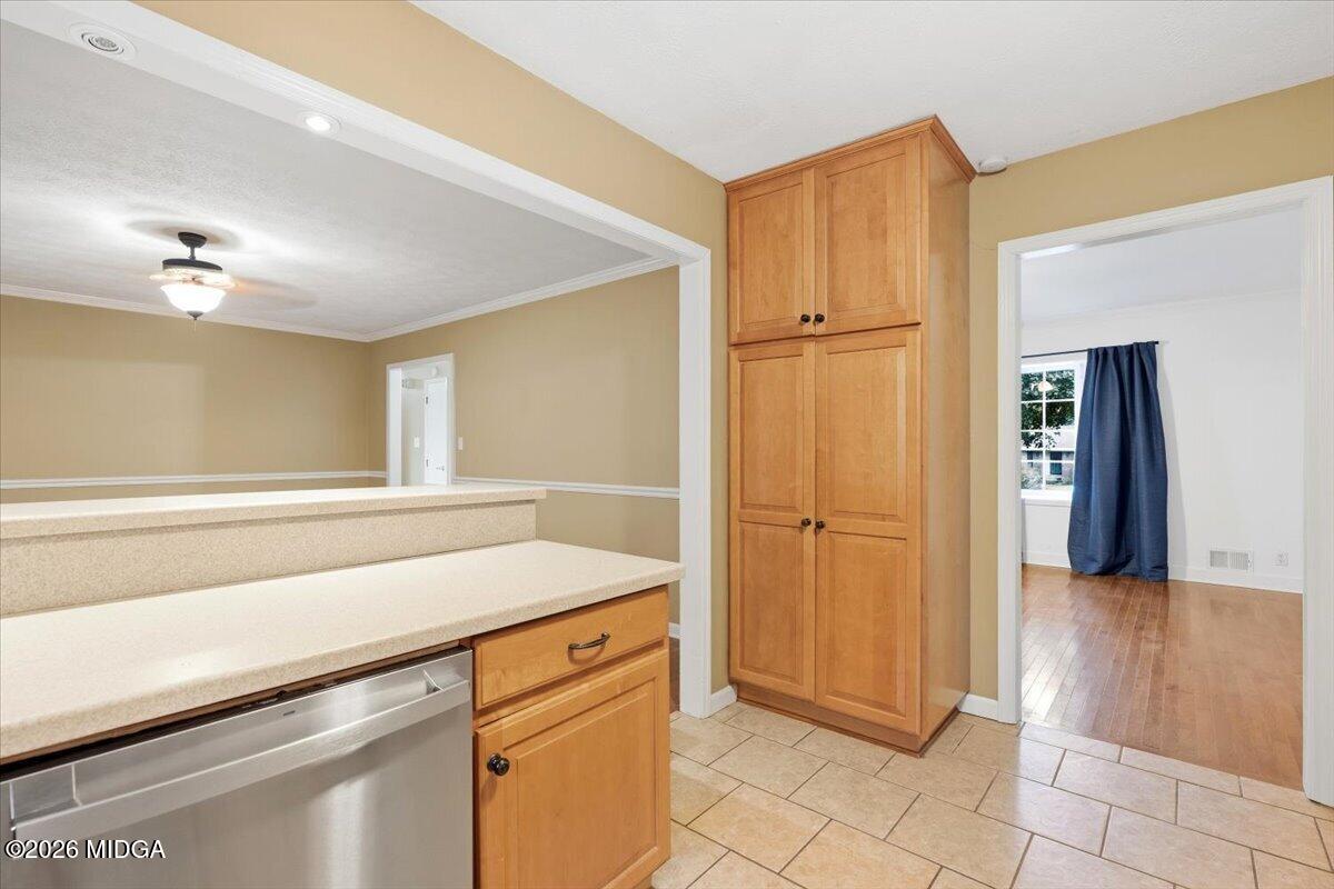 4895 Guerry Drive