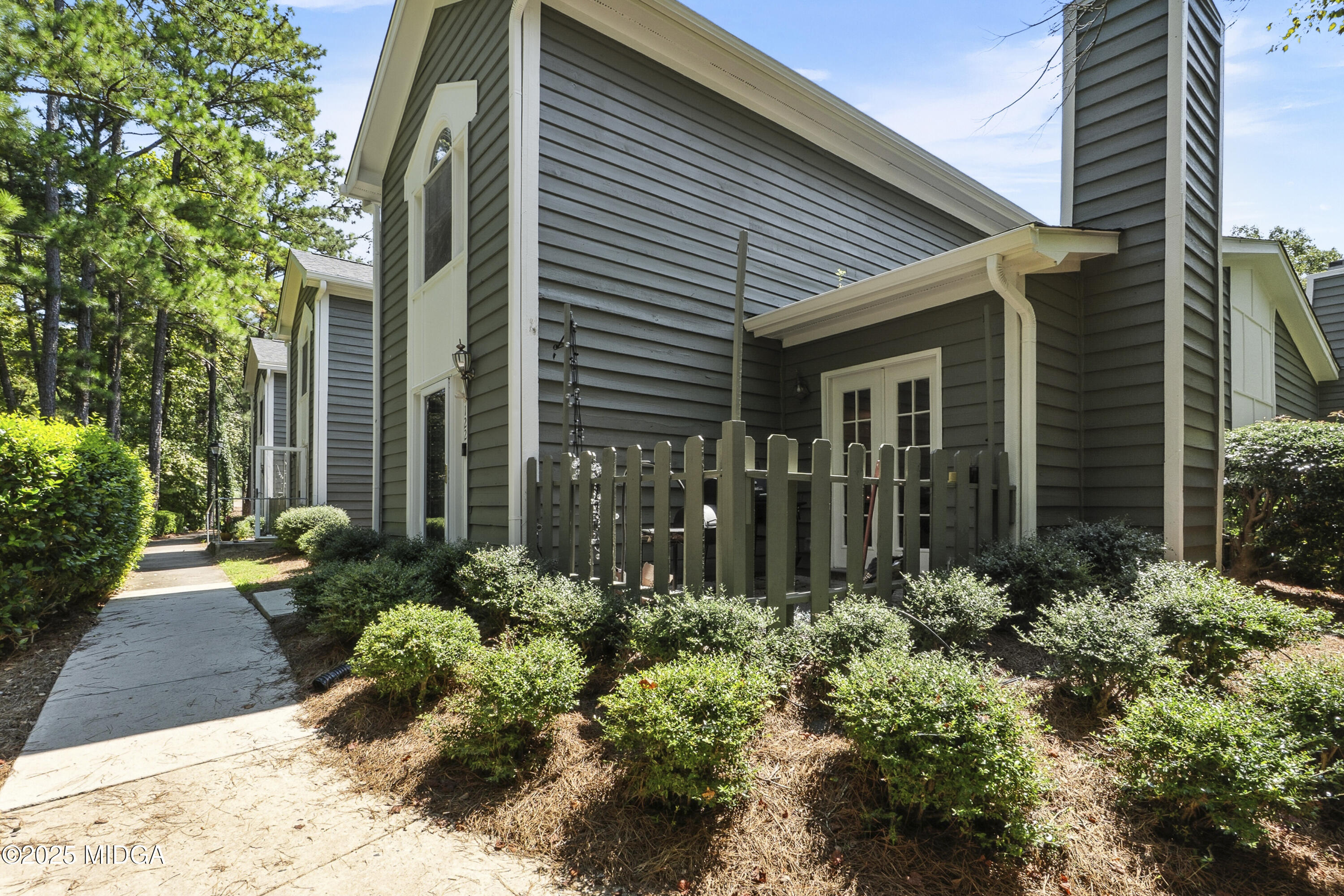 122 River Pointe Drive