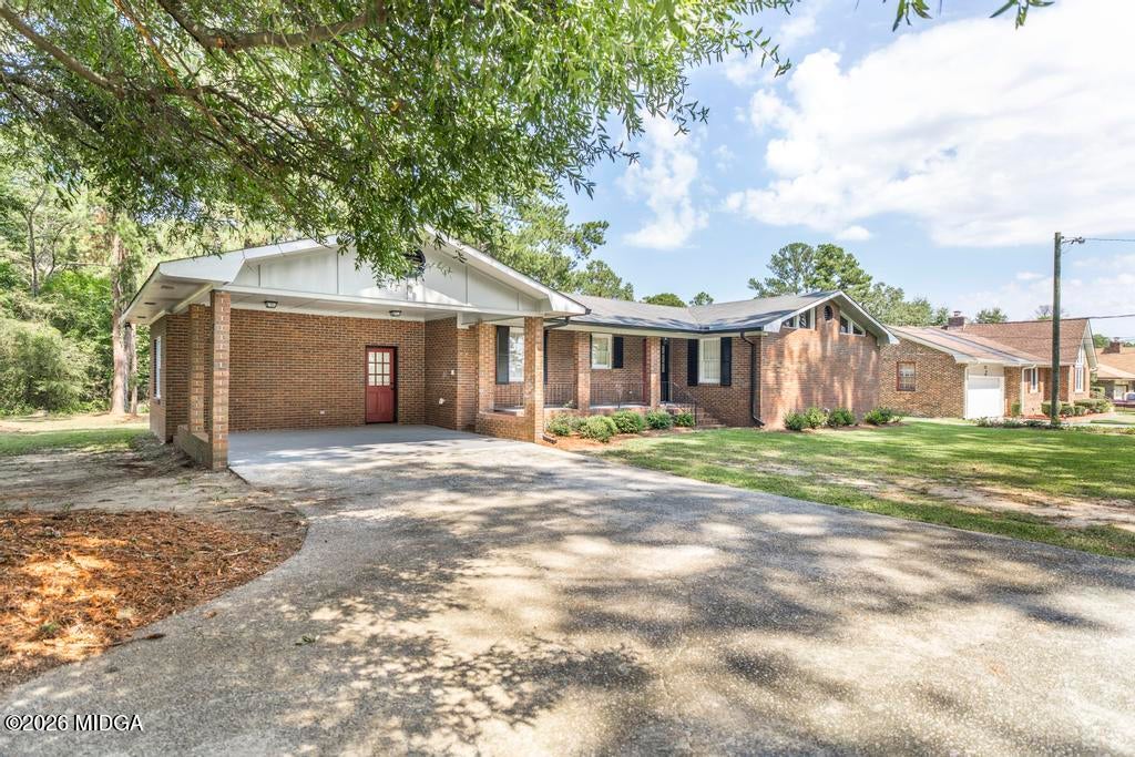 3878 Hitchcock Road