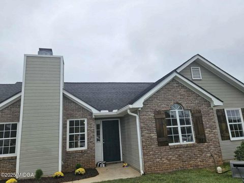 1613 Sweetwater Drive Warner Robins GA 31088