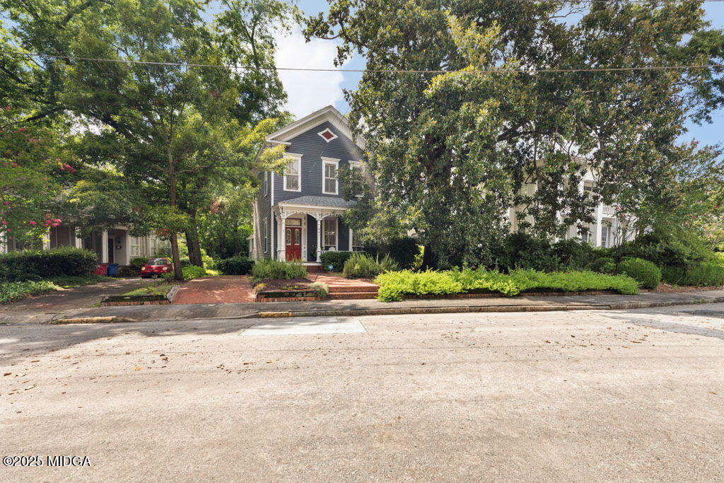 941 Park Place