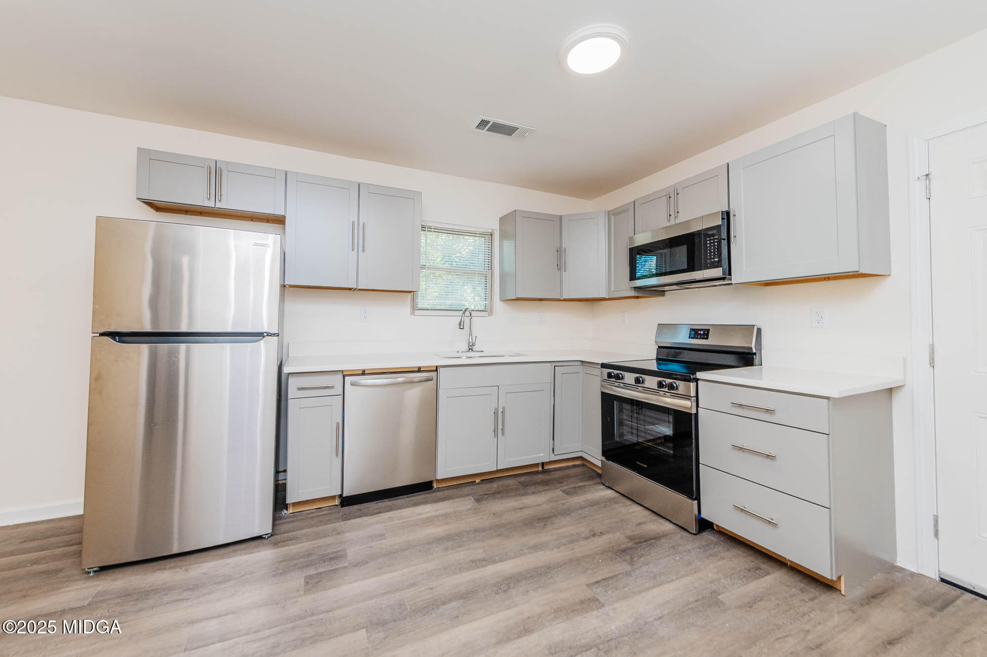 2015 Kitchens Road