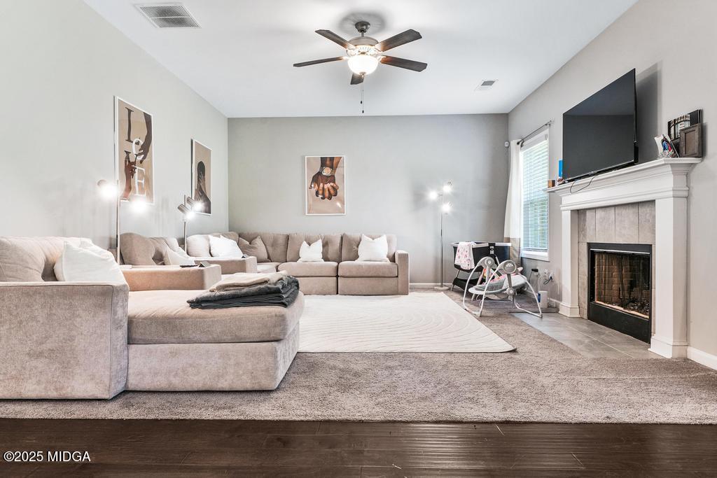 5343 Felles Way