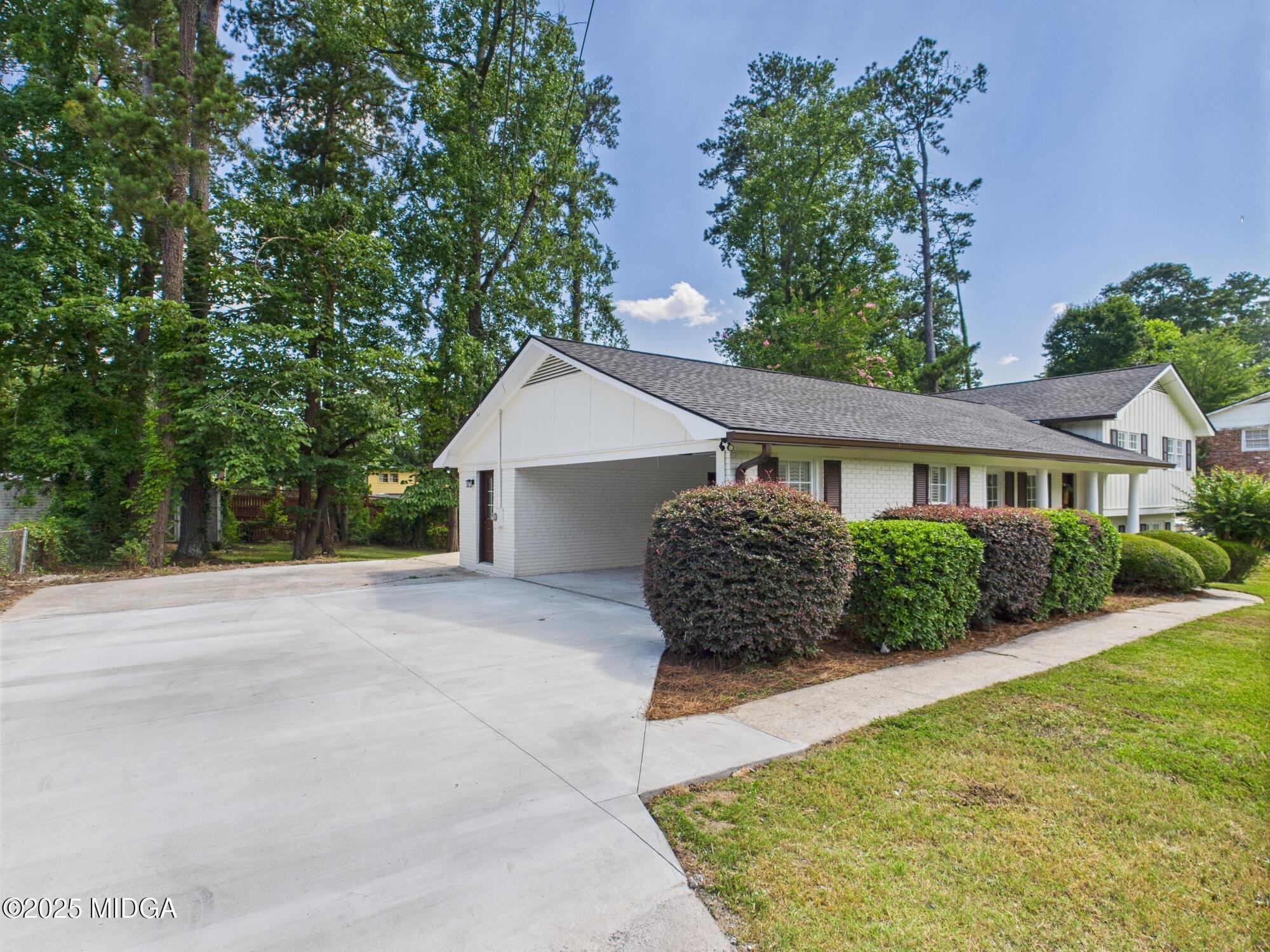 4630 Glenwood Drive