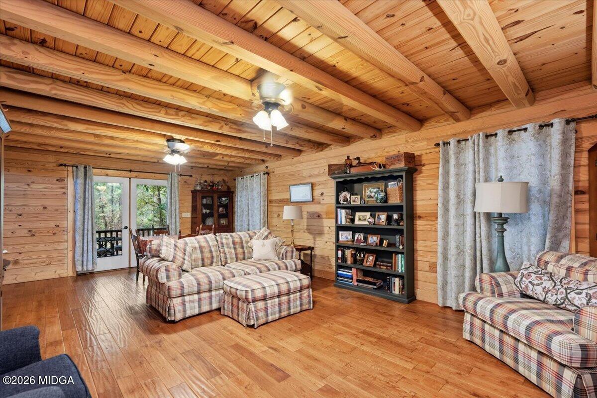 888 Pine Grove Church Road